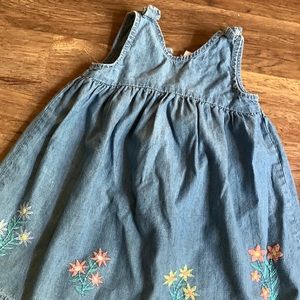 Girls dress